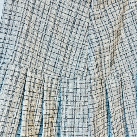 Elodie pleated plaid icy blue mini skirt NWT size XS - Picture 5 of 6
